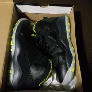 Jordan 10s venoms